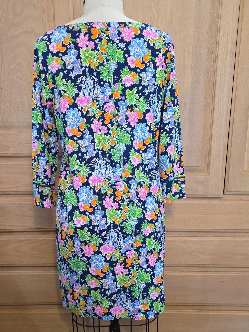 Disney Parks Collection Lilly Pulitzer Sophie Women’s Navy Floral Shift Dress - Picture 4 of 6